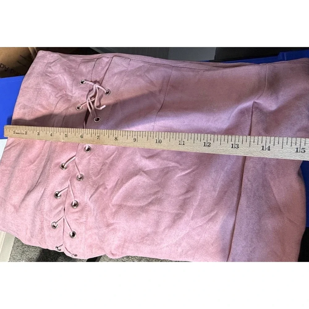 Boutique Pink Faux Suede Lace Up Mini Skirt High Waisted Pencil‎ Medium